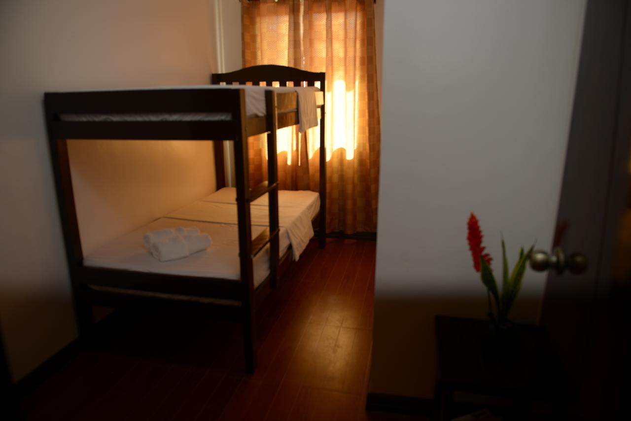 Globetrotter Inn - Palawan Inc. Puerto Princesa Exterior foto